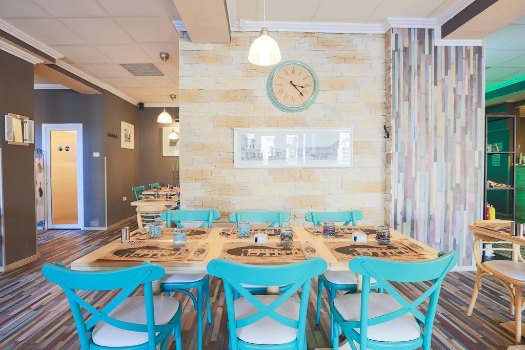 Artmotel & Bistro Haţeg Εξωτερικό φωτογραφία