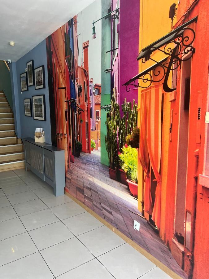 Artmotel & Bistro Haţeg Εξωτερικό φωτογραφία