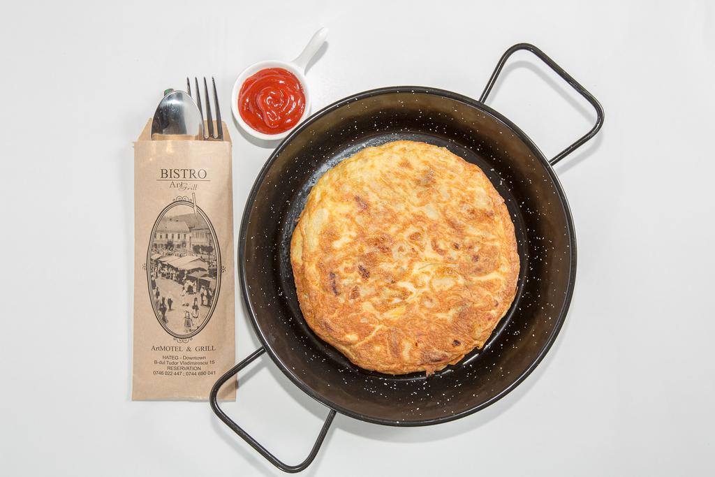 Artmotel & Bistro Haţeg Εξωτερικό φωτογραφία