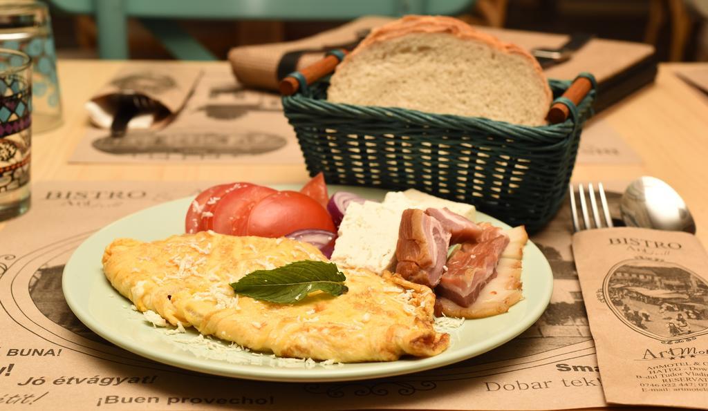 Artmotel & Bistro Haţeg Εξωτερικό φωτογραφία