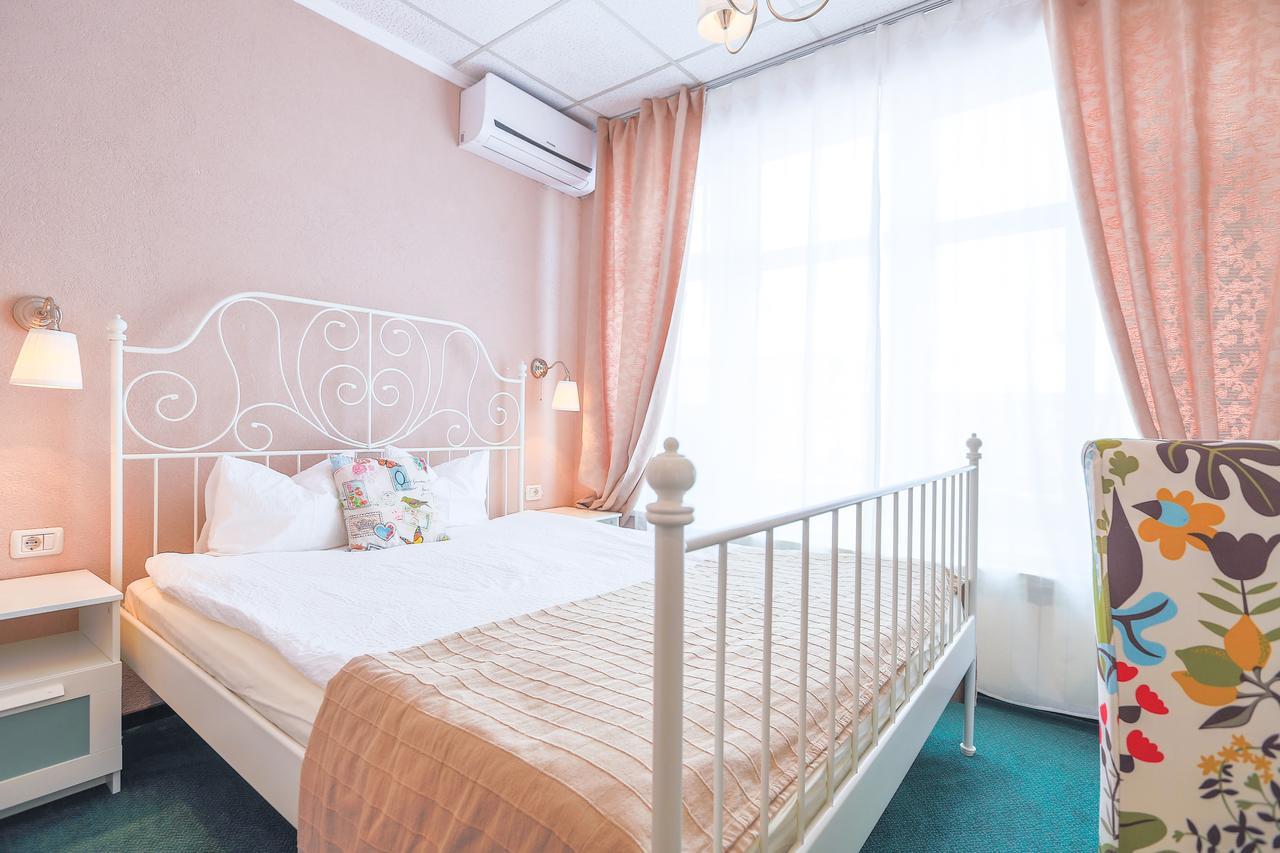 Artmotel & Bistro Haţeg Εξωτερικό φωτογραφία